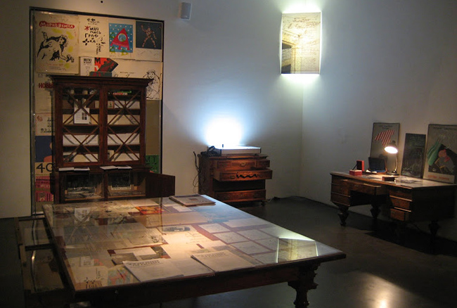 Выставка «Сырое, приготовленное и упакованное» в Киасме, 2007. Архивная комната.
