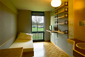 В тюрьме на свободе В тюрьме на свободе