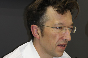 Ложные чувства и открытые раны Ложные чувства и открытые раны