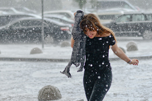 Кто на свете всем не верит Кто на свете всем не верит