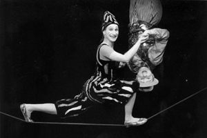 Маша Димитри: «Мы воспитываем physical actors» Маша Димитри: «Мы воспитываем physical actors»