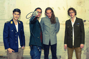 Странные оркестры бродят в голове моей Странные оркестры бродят в голове моей