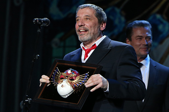 Режиссер Борис Мильграм во время церемонии вручения премии «Золотая маска», 2013