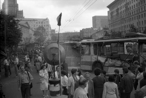 Москва, ул. Чайковского, август 1991 года