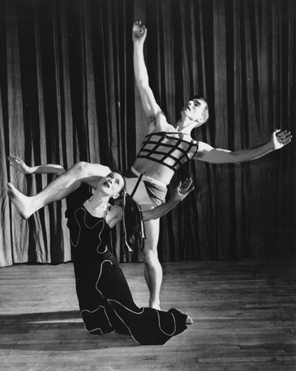 Марта Грэм и Эрик Хокинс на репетиции в Нью-Йорке, 1950