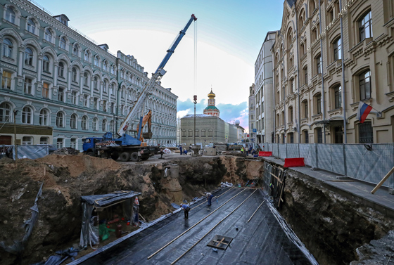 Реконструкции Биржевой площади, сентябрь 2017