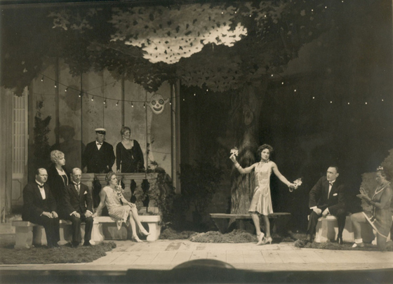 Карола Неер в спектакле «Кукули», 1927 г. Deutsches Theatermuseum