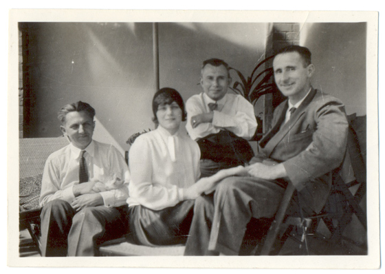 Эрвин Пискатор, Карола Неер, Герберт Иеринг, Бертольт Брехт. 1929 г.