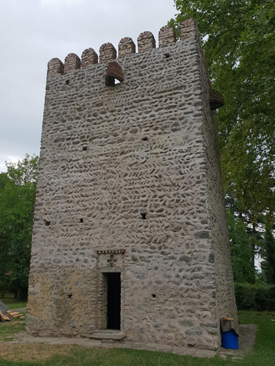 Боевая башня семьи Чавчавадзе в Кварели (современный вид)