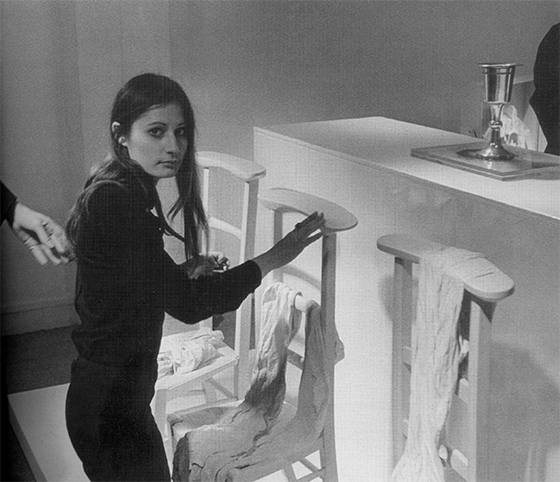 Катрин Милле на перформансе Мишель Журниак «Месса для тела». 1969