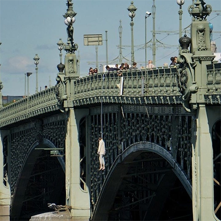 19 августа 2020. Акция на Троицком мосту в Санкт-Петербурге