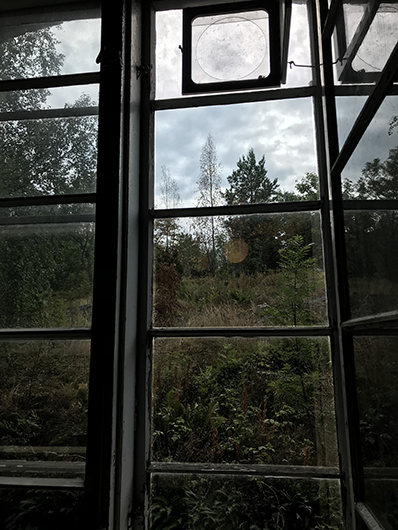 Вид из окна дома лоцманов на Валлисаари
