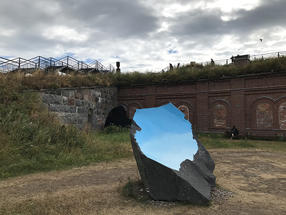 Лаура Кёнёнен. No heaven Up in the Sky. 2021