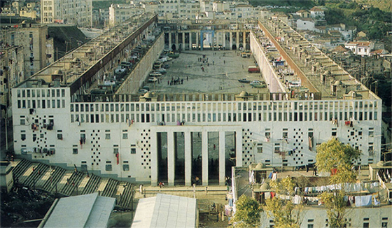 Франсуа Пуйон. Climat de France (Алжир, 1957)