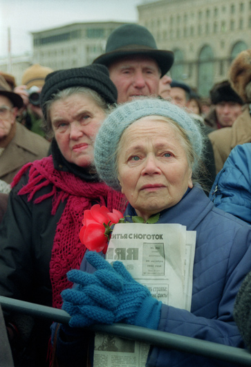 30 октября 1990 г. Первый День политзека, отмеченный возле установленного в том году на Лубянке «Соловецкого камня»