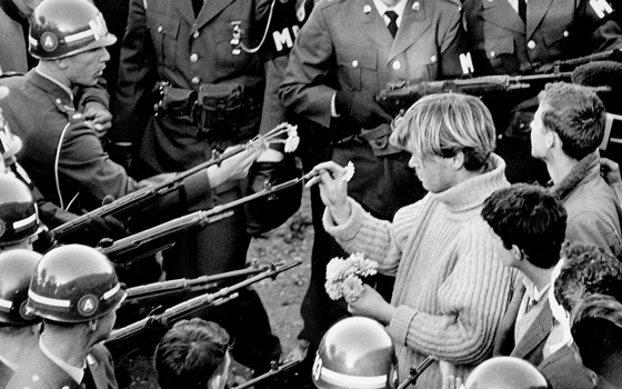 Митинг протеста против войны во Вьетнаме, США, 1967 г.