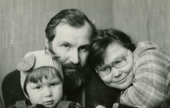 Лев Тимофеев с дочерью Катей и женой Натальей. Москва, 1984