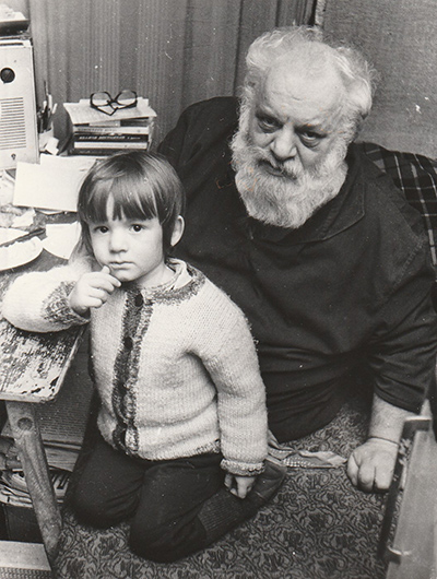 Б. Понизовский с сыном Матвеем, 1992