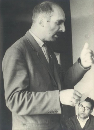 Александр Пятигорский на конференции в Кяэрику, организованной Юрием Лотманом. 1964