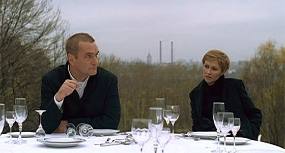 Кадр из фильма «Москва»